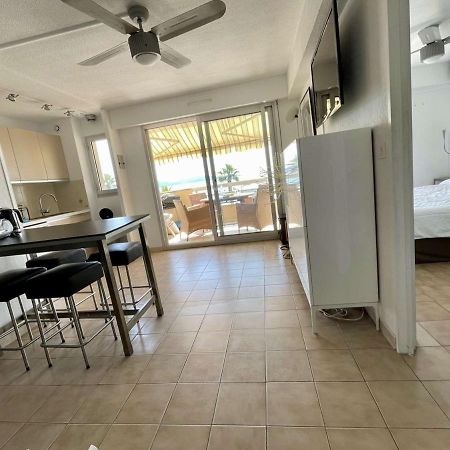 Superbe Apt 2P Front De Mer Pour 4 Pers Avec Terrasse - Cavalaire-Sur-Mer - Fr-1-226B-162 Exterior foto