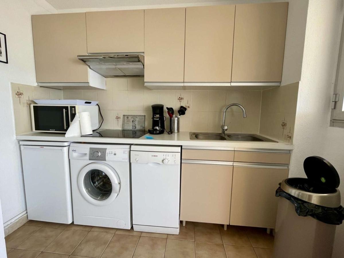 Superbe Apt 2P Front De Mer Pour 4 Pers Avec Terrasse - Cavalaire-Sur-Mer - Fr-1-226B-162 Exterior foto