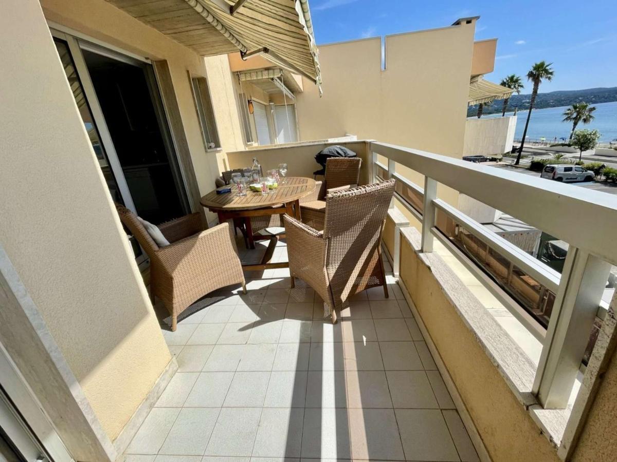 Superbe Apt 2P Front De Mer Pour 4 Pers Avec Terrasse - Cavalaire-Sur-Mer - Fr-1-226B-162 Exterior foto